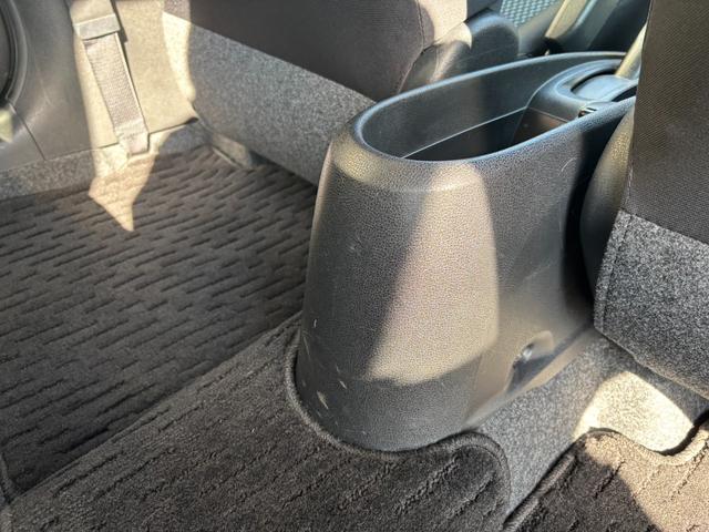 ノート Ｘ　ＤＩＧ－Ｓ　１オーナー　禁煙　フルセグナビ　Ｂカメラ　アイドリングストップ　ＡＵＸ端子　スマートキー　プッシュスタート　電動格納ミラー　パワーウィンドウ　マニュアルエアコン（29枚目）