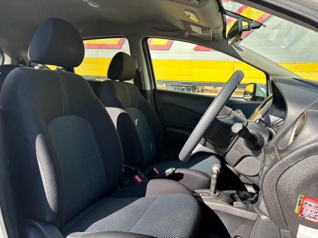 ノート Ｘ　ＤＩＧ－Ｓ　１オーナー　禁煙　フルセグナビ　Ｂカメラ　アイドリングストップ　ＡＵＸ端子　スマートキー　プッシュスタート　電動格納ミラー　パワーウィンドウ　マニュアルエアコン（51枚目）