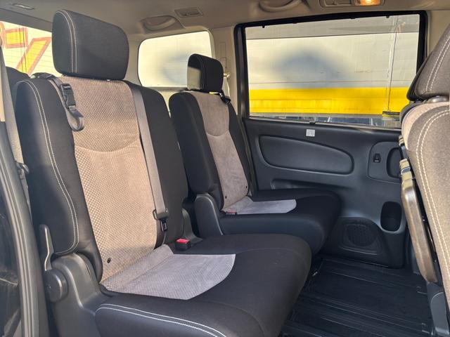 セレナ ライダー ブラックライン S-ハイブリッド 1オーナー 両側電スラ フルセグナビ バックカメラ LEDヘッドライト アイドリングストップ オートクルーズ フォグランプ オートライト レーンキープ サイドバイザー 純正16インチAW(11枚目)