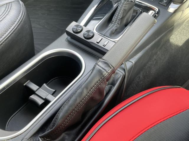 フォレスター 2.0i-L アイサイト 1オーナー 4WD パドルシフト シートヒーター Bカメラ フルセグテレビ LEDライト Fランプ ACC 衝突軽減B レーンキープ アイドリングストップ ドラレコ ETC 純正17インチAW(70枚目)