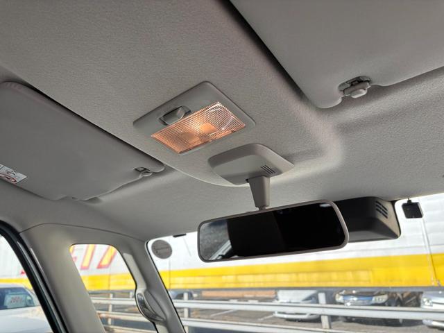 スペーシアギア 　フルセグナビ　両側電動スライドオア　シートヒーター　バックカメラ　ＬＥＤライト　ルーフレール　クリアランスソナー　フォグランプ　ｉストップ　衝突軽減Ｂ　レーンキープ　ＥＴＣ　純正１４インチＡＷ（25枚目）