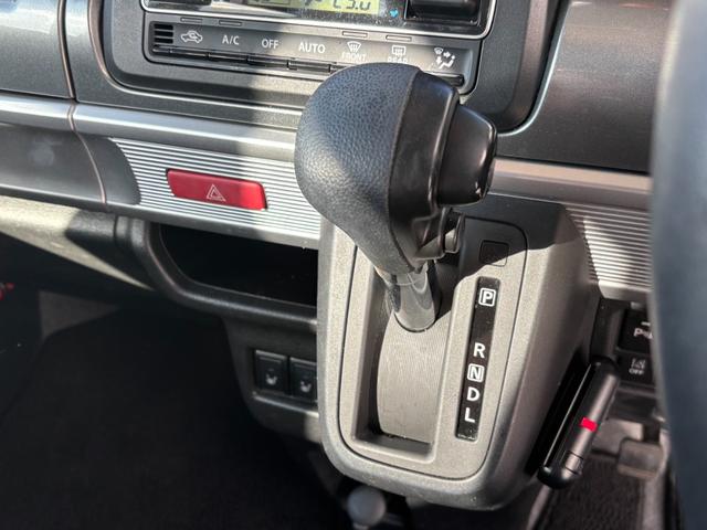 スペーシアギア 　フルセグナビ　両側電動スライドオア　シートヒーター　バックカメラ　ＬＥＤライト　ルーフレール　クリアランスソナー　フォグランプ　ｉストップ　衝突軽減Ｂ　レーンキープ　ＥＴＣ　純正１４インチＡＷ（57枚目）