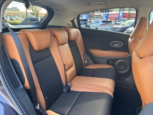 ヴェゼル ハイブリッドＺ・ホンダセンシング　１オーナー　ハーフレザー　フルセグナビ　シートヒーター　Ｂカメラ　ＬＥＤ　ＡＣＣ　オートライト　フォグランプ　ｉストップ　衝突軽減Ｂ　レーンキープ　ＤＶＤ　ドラレコ　ＥＴＣ　純正１７インチＡＷ（52枚目）