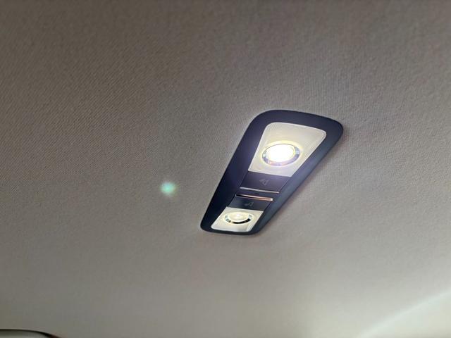 ヴェゼル ハイブリッドＺ・ホンダセンシング　１オーナー　ハーフレザー　フルセグナビ　シートヒーター　Ｂカメラ　ＬＥＤ　ＡＣＣ　オートライト　フォグランプ　ｉストップ　衝突軽減Ｂ　レーンキープ　ＤＶＤ　ドラレコ　ＥＴＣ　純正１７インチＡＷ（65枚目）