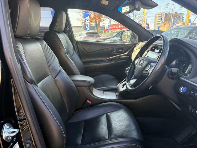 ハリアーハイブリッド プログレス　フルモデリスタ　純正ナビ　黒レザー　全方位モニター　電動リアゲート　ＬＥＤライト　フォグランプ　Ｂカメラ　シートヒーター＆エアコン　前後ソナー　オートクルーズ　３６０°ドラレコ　ＥＴＣ２．０　純正ＡＷ（10枚目）