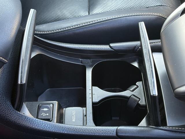 ハリアーハイブリッド プログレス　フルモデリスタ　純正ナビ　黒レザー　全方位モニター　電動リアゲート　ＬＥＤライト　フォグランプ　Ｂカメラ　シートヒーター＆エアコン　前後ソナー　オートクルーズ　３６０°ドラレコ　ＥＴＣ２．０　純正ＡＷ（27枚目）