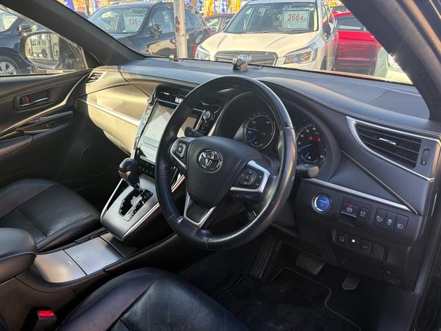 ハリアーハイブリッド プログレス　フルモデリスタ　純正ナビ　黒レザー　全方位モニター　電動リアゲート　ＬＥＤライト　フォグランプ　Ｂカメラ　シートヒーター＆エアコン　前後ソナー　オートクルーズ　３６０°ドラレコ　ＥＴＣ２．０　純正ＡＷ（50枚目）