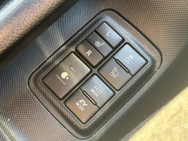 アクア Sスタイルブラック 1オーナー 純正9インチナビ シートヒーター Bカメラ フォグランプ 全方位ソナー オートマチックハイビーム 衝突軽減B レーンキープ Bluetooth USB ETC 純正15インチAW(26枚目)