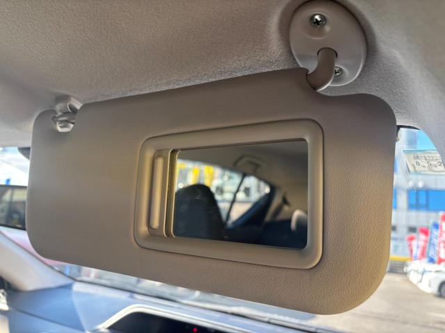 アクア Sスタイルブラック 1オーナー 純正9インチナビ シートヒーター Bカメラ フォグランプ 全方位ソナー オートマチックハイビーム 衝突軽減B レーンキープ Bluetooth USB ETC 純正15インチAW(31枚目)