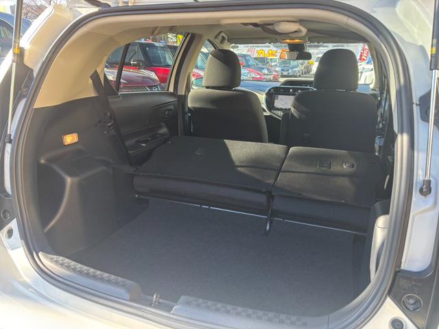 アクア Sスタイルブラック 1オーナー 純正9インチナビ シートヒーター Bカメラ フォグランプ 全方位ソナー オートマチックハイビーム 衝突軽減B レーンキープ Bluetooth USB ETC 純正15インチAW(63枚目)