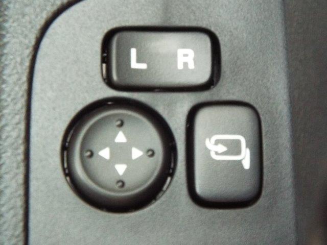 ハスラー ハイブリッドＧ４ＷＤ　ＬＥＤヘッドライト　パーキングセンサー　デュアルカメラブレーキサポート　アイドリングストップ　オートライト　オートハイビーム　クルーズコントロール　ヒルディセントコントロール　グリップコントロール　シートヒーター　横滑り防止付き（16枚目）