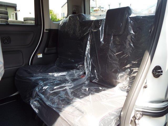 スペーシアカスタム ハイブリッドＸＳターボ　４ＷＤ　９型全方位モニター付ナビＴＶ　スズキコネクト　両側パワースライドドア　ヘッドアップディスプレイ　クルーズコントロール　横滑り防止付き　デュアルセンサーブレーキシステム２　シートヒーター　ＬＥＤヘッドライトフォグ　ハーフレザーシート（42枚目）