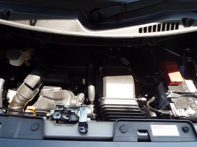 スペーシアカスタム ハイブリッドＸＳターボ４ＷＤ　９型全方位モニター付きナビＴＶ　スズキコネクト　両側パワースライドドア　ヘッドアップディスプレイ　クルーズコントロール　横滑り防止付き　デュアルセンサーブレーキシステム２　シートヒーター　ＬＥＤヘッドライトフォグ　ハーフレザーシート（38枚目）