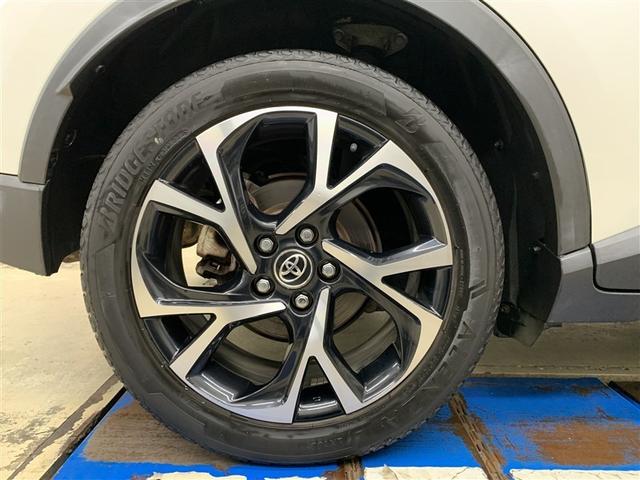 Ｃ－ＨＲ Ｇ　フルセグ　メモリーナビ　ＤＶＤ再生　バックカメラ　衝突被害軽減システム　ＥＴＣ　ＬＥＤヘッドランプ　ワンオーナー（12枚目）