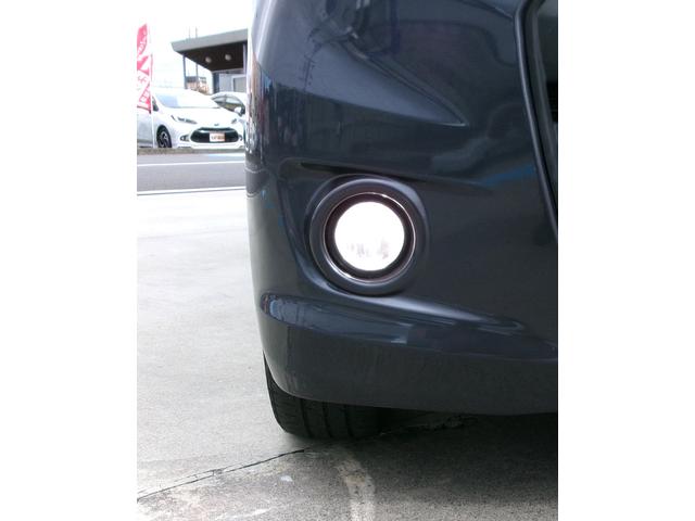 ワゴンＲスティングレー Ｔ　ＥＴＣ　バックカメラ　ナビ　ＴＶ　オートライト　ＨＩＤ　スマートキー　アイドリングストップ　電動格納ミラー　シートヒーター　ベンチシート　ＣＶＴ　盗難防止システム　ＡＢＳ　ＵＳＢ　アルミホイール（12枚目）