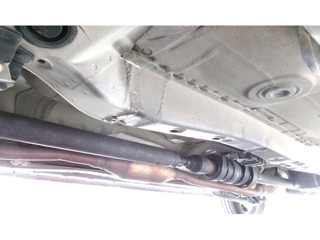 ワゴンＲスティングレー Ｔ　ＥＴＣ　バックカメラ　ナビ　ＴＶ　オートライト　ＨＩＤ　スマートキー　アイドリングストップ　電動格納ミラー　シートヒーター　ベンチシート　ＣＶＴ　盗難防止システム　ＡＢＳ　ＵＳＢ　アルミホイール（18枚目）