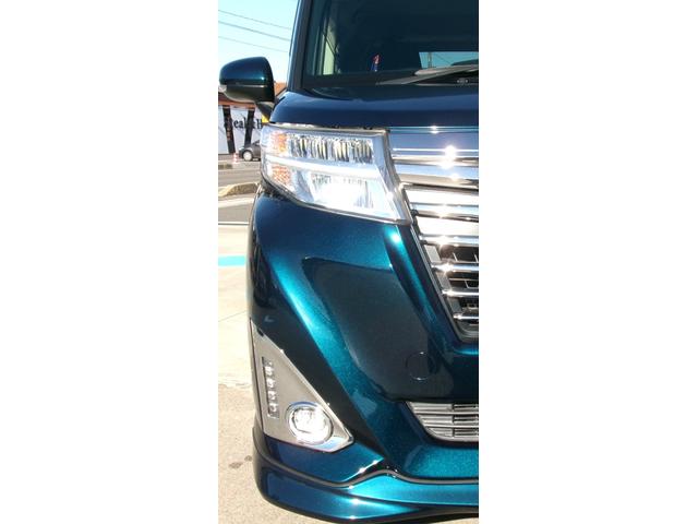 ルーミー カスタムＧ　Ｓ　４ＷＤ　ＥＴＣ　バックカメラ　ナビ　ＴＶ　両側電動スライドドア　オートクルーズコントロール　衝突被害軽減システム　アルミホイール　ＬＥＤヘッドランプ　スマートキー　アイドリングストップ　電動格納ミラー（11枚目）