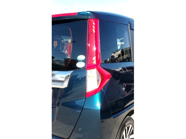 ルーミー カスタムＧ　Ｓ　４ＷＤ　ＥＴＣ　バックカメラ　ナビ　ＴＶ　両側電動スライドドア　オートクルーズコントロール　衝突被害軽減システム　アルミホイール　ＬＥＤヘッドランプ　スマートキー　アイドリングストップ　電動格納ミラー（13枚目）