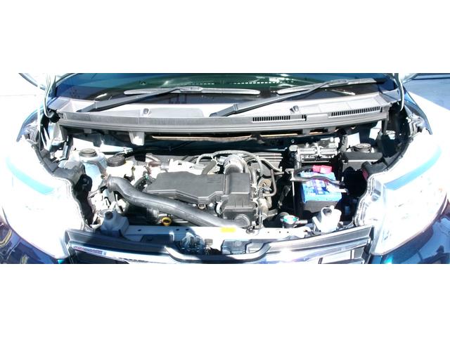 ルーミー カスタムＧ　Ｓ　４ＷＤ　ＥＴＣ　バックカメラ　ナビ　ＴＶ　両側電動スライドドア　オートクルーズコントロール　衝突被害軽減システム　アルミホイール　ＬＥＤヘッドランプ　スマートキー　アイドリングストップ　電動格納ミラー（15枚目）