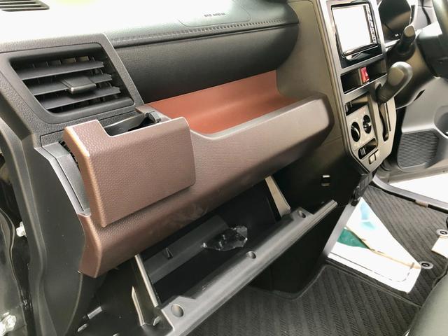トール Ｘ　ＳＡＩＩＩ　４ＷＤ　スマートアシストＩＩＩ　パワースライドドア　Ｂｌｕｅｔｏｏｔｈ　ナビ　バックカメラ　プッシュスタート　オートライト　クリアランスソナー　ＥＴＣ　エアコン　スマートキー　オートハイビーム（16枚目）