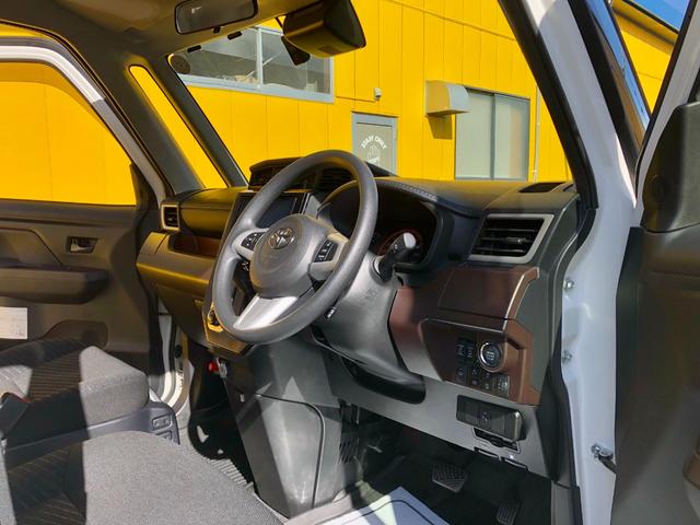 ルーミー Ｇ　４ＷＤ　ウェルキャブ車　福祉車両　助手席リフトアップシート車　クルーズコントロール　リモコン操作　９インチ純正ナビ　両側電動スライドドア　バックモニター　衝突被害軽減ブレーキ　レグノ　ＥＴＣ（5枚目）
