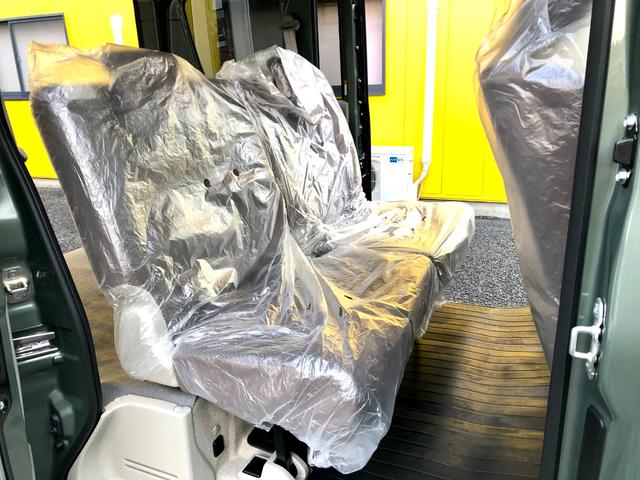 エブリイ Ｊリミテッド　Ｊリミテッド　リフトアップ　カスタム　ＰＬＵＳＬＩＮＥ　プラスライン　４ＷＤ　１４インチアルミホイール　純正ディスプレイオーディオ　バックカメラ　両側電動スライドドア　ターボ　Ｂｌｕｅｔｏｏｔｈ（9枚目）