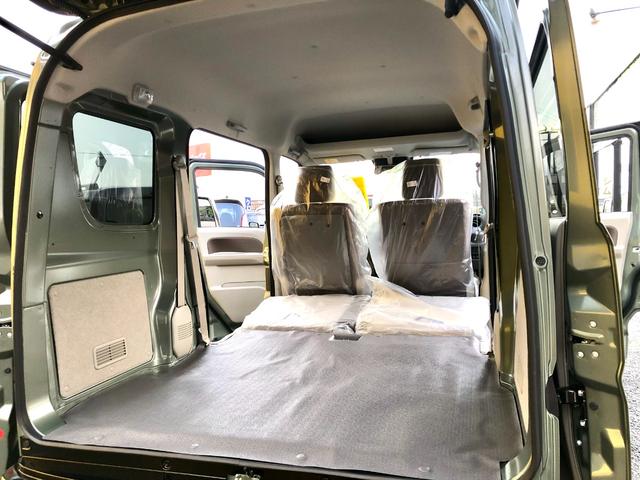 エブリイ Ｊリミテッド　Ｊリミテッド　リフトアップ　カスタム　ＰＬＵＳＬＩＮＥ　プラスライン　４ＷＤ　１４インチアルミホイール　純正ディスプレイオーディオ　バックカメラ　両側電動スライドドア　ターボ　Ｂｌｕｅｔｏｏｔｈ（11枚目）