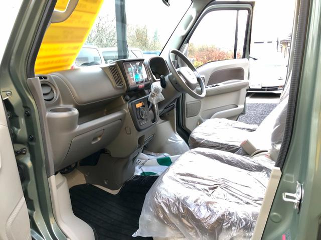 エブリイ Ｊリミテッド　Ｊリミテッド　リフトアップ　カスタム　ＰＬＵＳＬＩＮＥ　プラスライン　４ＷＤ　１４インチアルミホイール　純正ディスプレイオーディオ　バックカメラ　両側電動スライドドア　ターボ　Ｂｌｕｅｔｏｏｔｈ（13枚目）