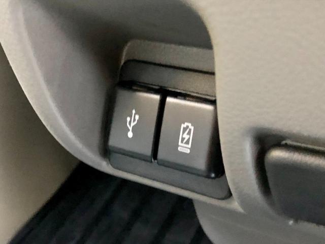 エブリイ Ｊリミテッド　Ｊリミテッド　リフトアップ　カスタム　ＰＬＵＳＬＩＮＥ　プラスライン　４ＷＤ　１４インチアルミホイール　純正ディスプレイオーディオ　バックカメラ　両側電動スライドドア　ターボ　Ｂｌｕｅｔｏｏｔｈ（19枚目）