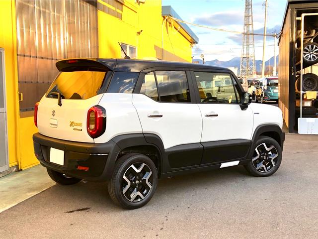 クロスビー ハイブリッドMZ ハイブリッド MZ 全方位モニター 純正9インチナビ 電動パーキング シートヒーター アダプティブクルーズコントロール スズキコネクト ステアリングヒーター セーフティサポート(4枚目)