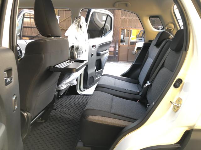 クロスビー ハイブリッドMZ ハイブリッド MZ 全方位モニター 純正9インチナビ 電動パーキング シートヒーター アダプティブクルーズコントロール スズキコネクト ステアリングヒーター セーフティサポート(12枚目)