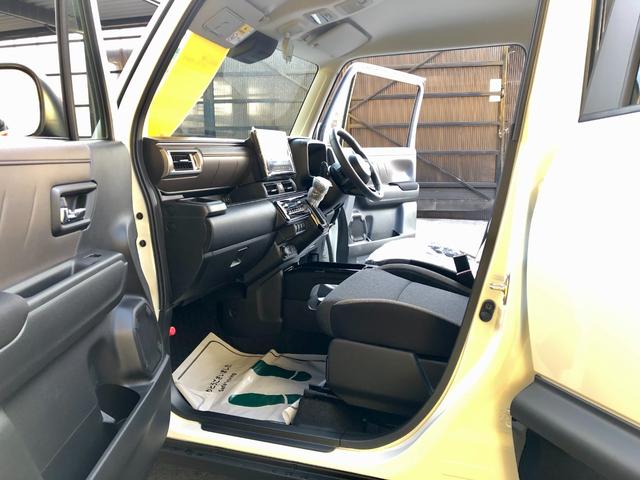 クロスビー ハイブリッドMZ ハイブリッド MZ 全方位モニター 純正9インチナビ 電動パーキング シートヒーター アダプティブクルーズコントロール スズキコネクト ステアリングヒーター セーフティサポート(13枚目)