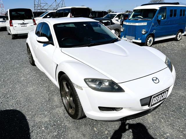 ＲＸ－８ タイプＥ　車検令和７年２月　１８インチアルミホイール　ナビ　バックカメラ　オートエアコン（2枚目）