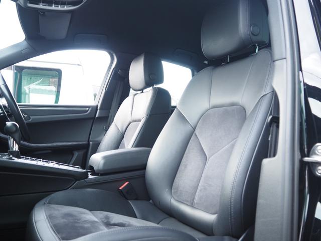 マカン マカン　車検整備付き　４ＷＤ　ナビ　テレビ　Ｂｌｕｅｔｏｏｔｈ音楽　バックカメラ　パワーシート　記録簿８枚有り（18枚目）