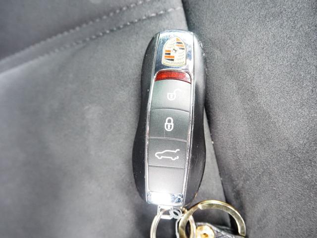マカン マカン　車検整備付き　４ＷＤ　ナビ　テレビ　Ｂｌｕｅｔｏｏｔｈ音楽　バックカメラ　パワーシート　記録簿８枚有り（47枚目）