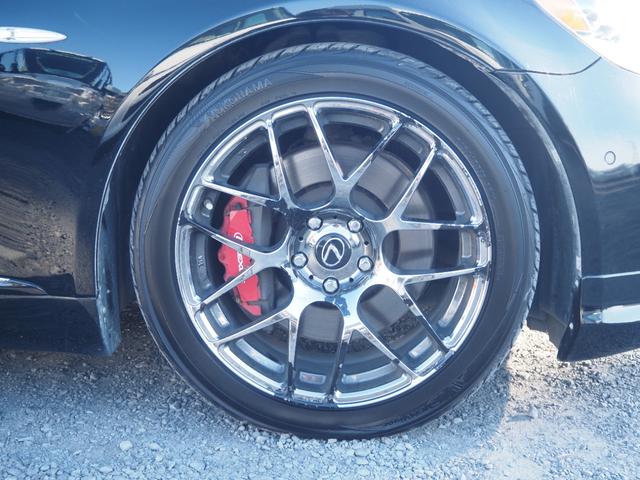 ＬＳ ＬＳ６００ｈＬ後席セパレートシートパッケージ　車検令和８年６月　ナビ　テレビ　サンルーフ　レザーシート　マークレビンソン　リア分割シート　４人乗り　プッシュスタート　ハイブリッド　フリップダウンモニター（13枚目）