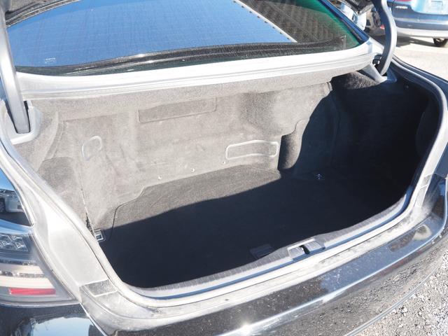 ＬＳ ＬＳ６００ｈＬ後席セパレートシートパッケージ　車検令和８年６月　ナビ　テレビ　サンルーフ　レザーシート　マークレビンソン　リア分割シート　４人乗り　プッシュスタート　ハイブリッド　フリップダウンモニター（32枚目）