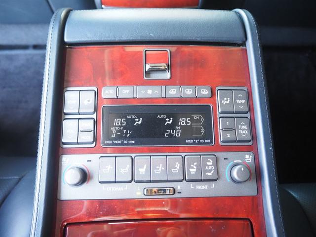 ＬＳ ＬＳ６００ｈＬ後席セパレートシートパッケージ　車検令和８年６月　ナビ　テレビ　サンルーフ　レザーシート　マークレビンソン　リア分割シート　４人乗り　プッシュスタート　ハイブリッド　フリップダウンモニター（34枚目）