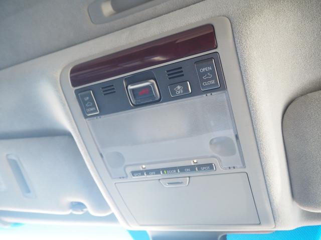 ＬＳ ＬＳ６００ｈＬ後席セパレートシートパッケージ　車検令和８年６月　ナビ　テレビ　サンルーフ　レザーシート　マークレビンソン　リア分割シート　４人乗り　プッシュスタート　ハイブリッド　フリップダウンモニター（57枚目）