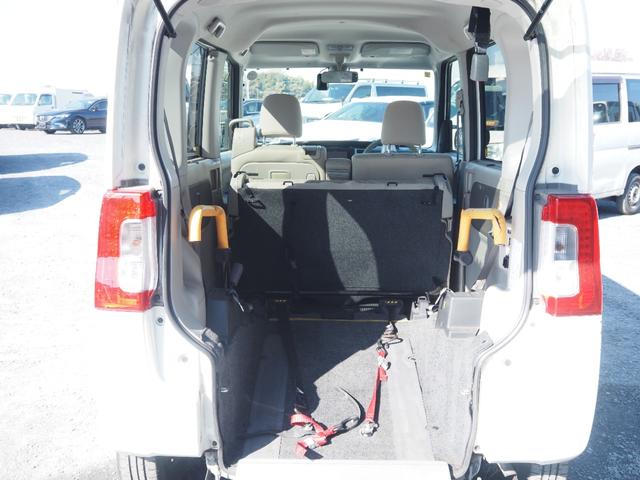 タント Ｌ　ＳＡＩＩ　スローパー　福祉車両　車いす移動車　車検整備付き　１年保証　ワンオーナー　ナビ　バックカメラ　Ｂｌｕｅｔｏｏｔｈ　キーレス（4枚目）