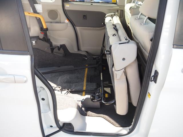 タント Ｌ　ＳＡＩＩ　スローパー　福祉車両　車いす移動車　車検整備付き　１年保証　ワンオーナー　ナビ　バックカメラ　Ｂｌｕｅｔｏｏｔｈ　キーレス（22枚目）