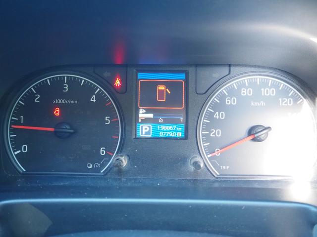 ＮＶ３５０キャラバンバン ロングＤＸターボ　４ＷＤ　車検整備付き　オートマ　３人乗り（32枚目）