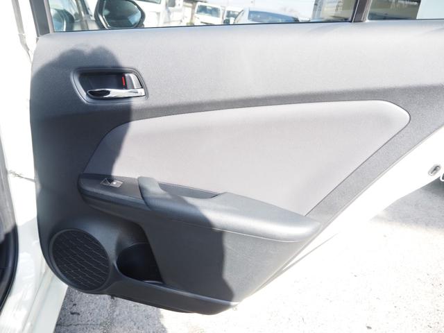 プリウスPHV Sナビパッケージ 車検R8年7月 1年保証 ワンオーナー ナビ バックカメラ TV Bluetooth シートヒーター ETC クルコン(29枚目)