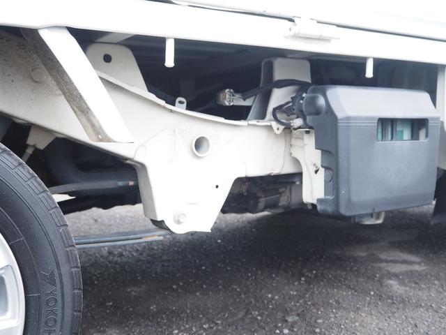 ハイゼットトラック スタンダード　車検整備付き　１年保証　５ＭＴ　エアコン　パワステ　ナビ　ＴＶ　ＥＴＣ　ＬＥＤヘッドライト（32枚目）
