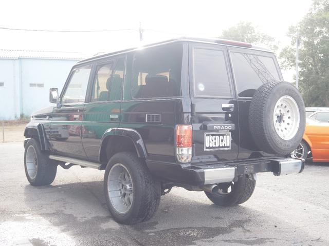ランドクルーザープラド ＳＸワイド　車検整備付き　ディーゼル　オートマ　４ナンバー登録　サンルーフ（8枚目）