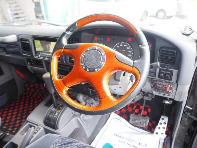 ランドクルーザープラド ＳＸワイド　車検整備付き　ディーゼル　オートマ　４ナンバー登録　サンルーフ（20枚目）