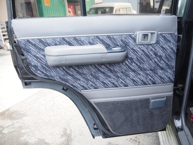 ランドクルーザープラド ＳＸワイド　車検整備付き　ディーゼル　オートマ　４ナンバー登録　サンルーフ（29枚目）