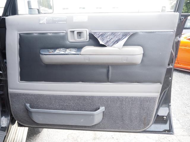 ランドクルーザープラド ＳＸワイド　車検整備付き　ディーゼル　オートマ　４ナンバー登録　サンルーフ（32枚目）