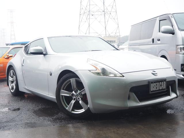 フェアレディＺ バージョンＴ　車検整備付き　ナビ　テレビ　バックカメラ　Ｂｌｕｅｔｏｏｔｈ音楽　ステアリングスイッチ　パワーシート　シートヒーター　純正１８インチアルミ（3枚目）