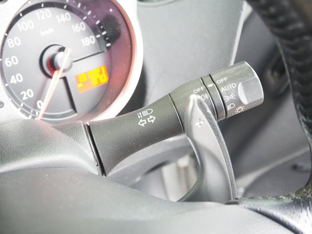 フェアレディＺ バージョンＴ　車検整備付き　ナビ　テレビ　バックカメラ　Ｂｌｕｅｔｏｏｔｈ音楽　ステアリングスイッチ　パワーシート　シートヒーター　純正１８インチアルミ（23枚目）